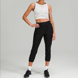 NWOT Lululemon Adapted State cropped joggers